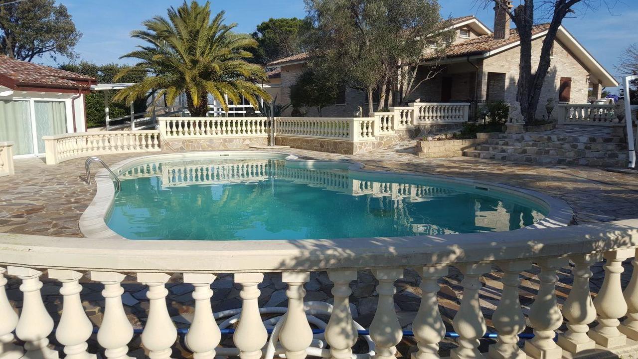 Country House Resort Villa Giardino Degli Eventi Fano Exterior photo