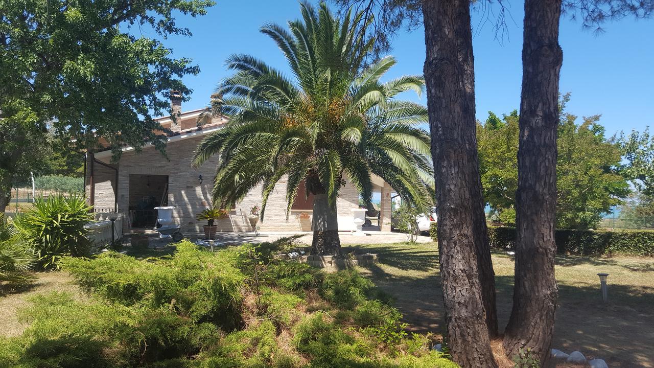 Country House Resort Villa Giardino Degli Eventi Fano Exterior photo