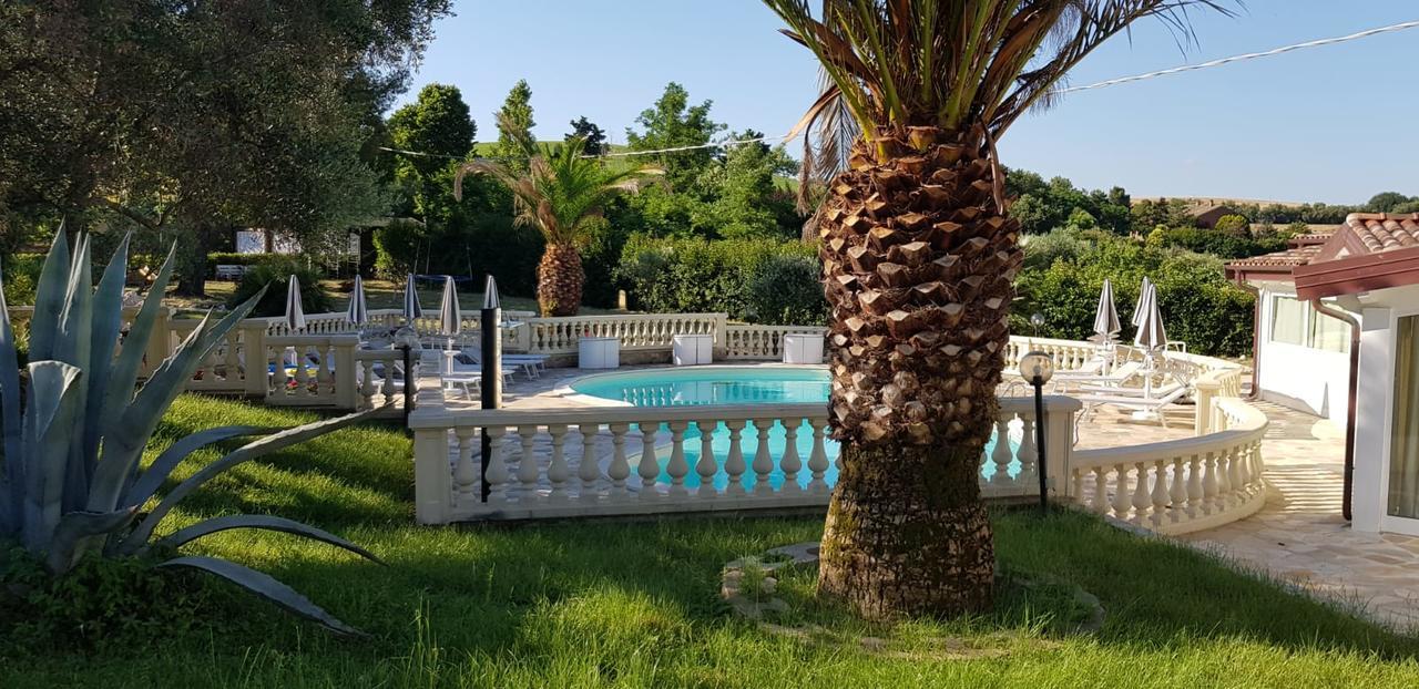 Country House Resort Villa Giardino Degli Eventi Fano Exterior photo