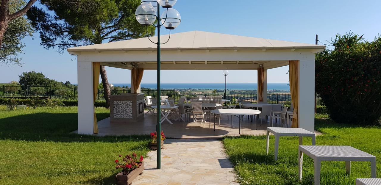 Country House Resort Villa Giardino Degli Eventi Fano Exterior photo